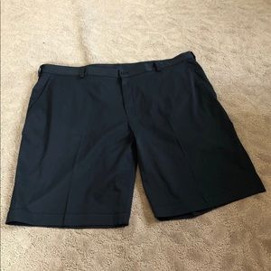 Men’s Nike golf shorts